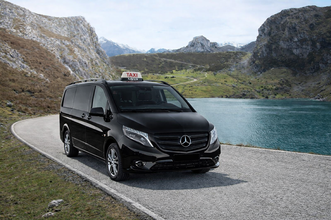 Van taxi disponible à Grasse